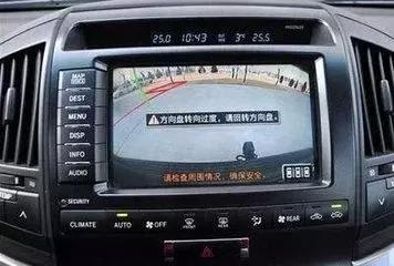 平常怎么倒车和侧方位的视频_生活中侧方位倒车技巧视频_倒车视频反方向什么原因
